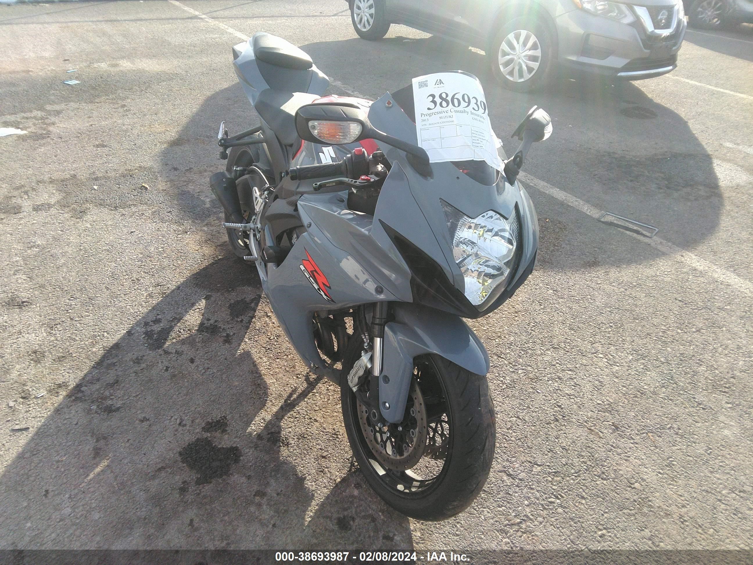 suzuki  2013 js1gn7fa3d2102681