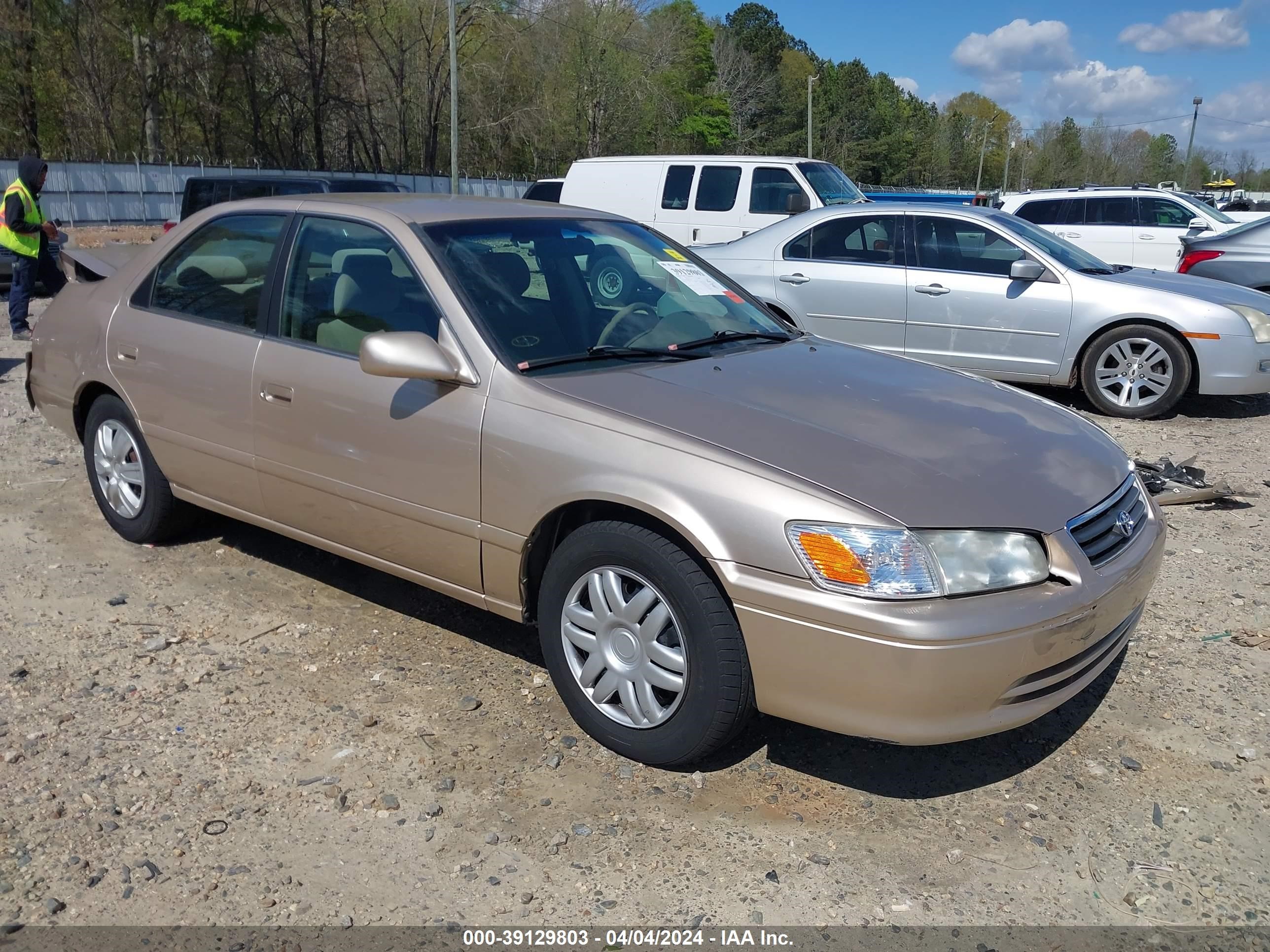 toyota camry 2001 jt2bg22k010597532