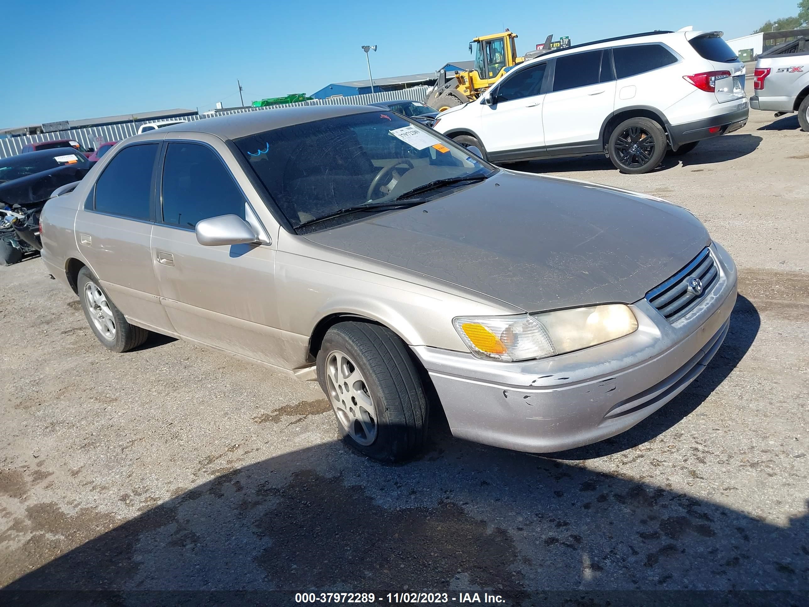 toyota camry 2000 jt2bg22k1y0497675