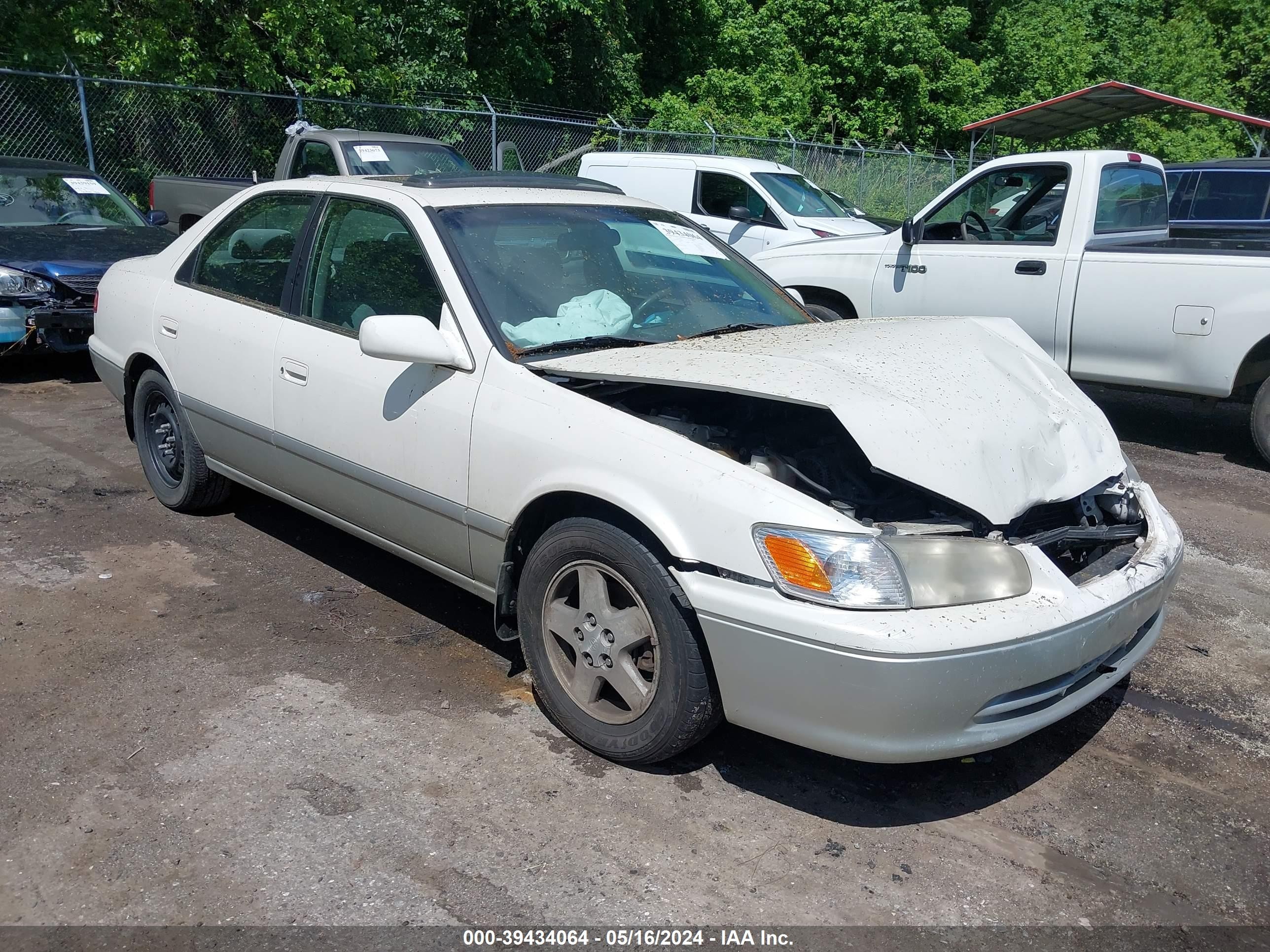 toyota camry 2001 jt2bg22k210579825