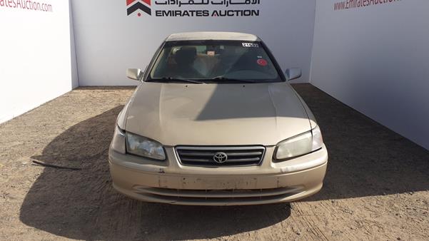 toyota camry 2000 jt2bg22k3y0508272