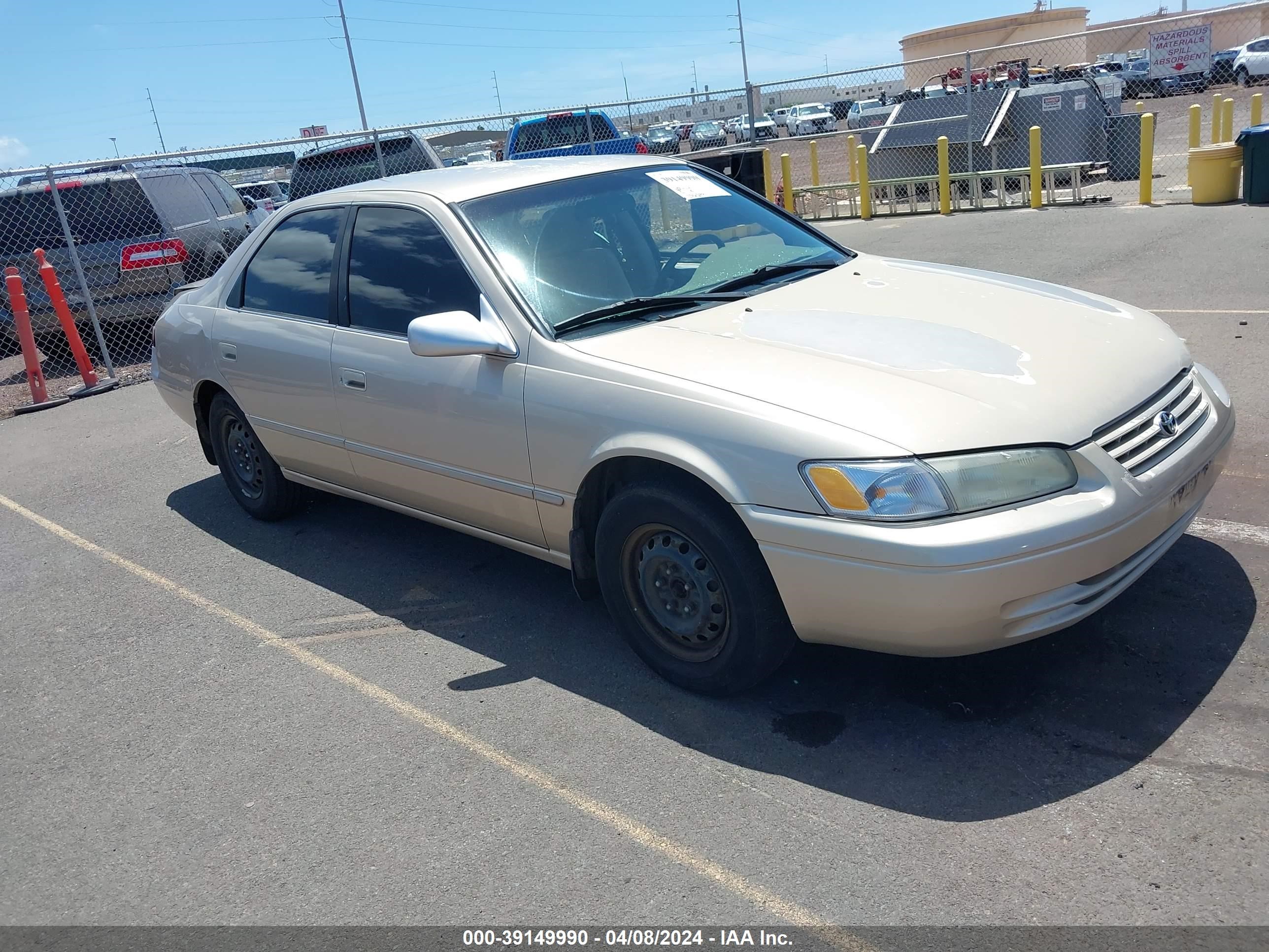 toyota camry 1998 jt2bg22k4w0215753