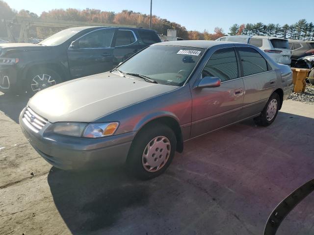 toyota camry ce 1998 jt2bg22k6w0189950