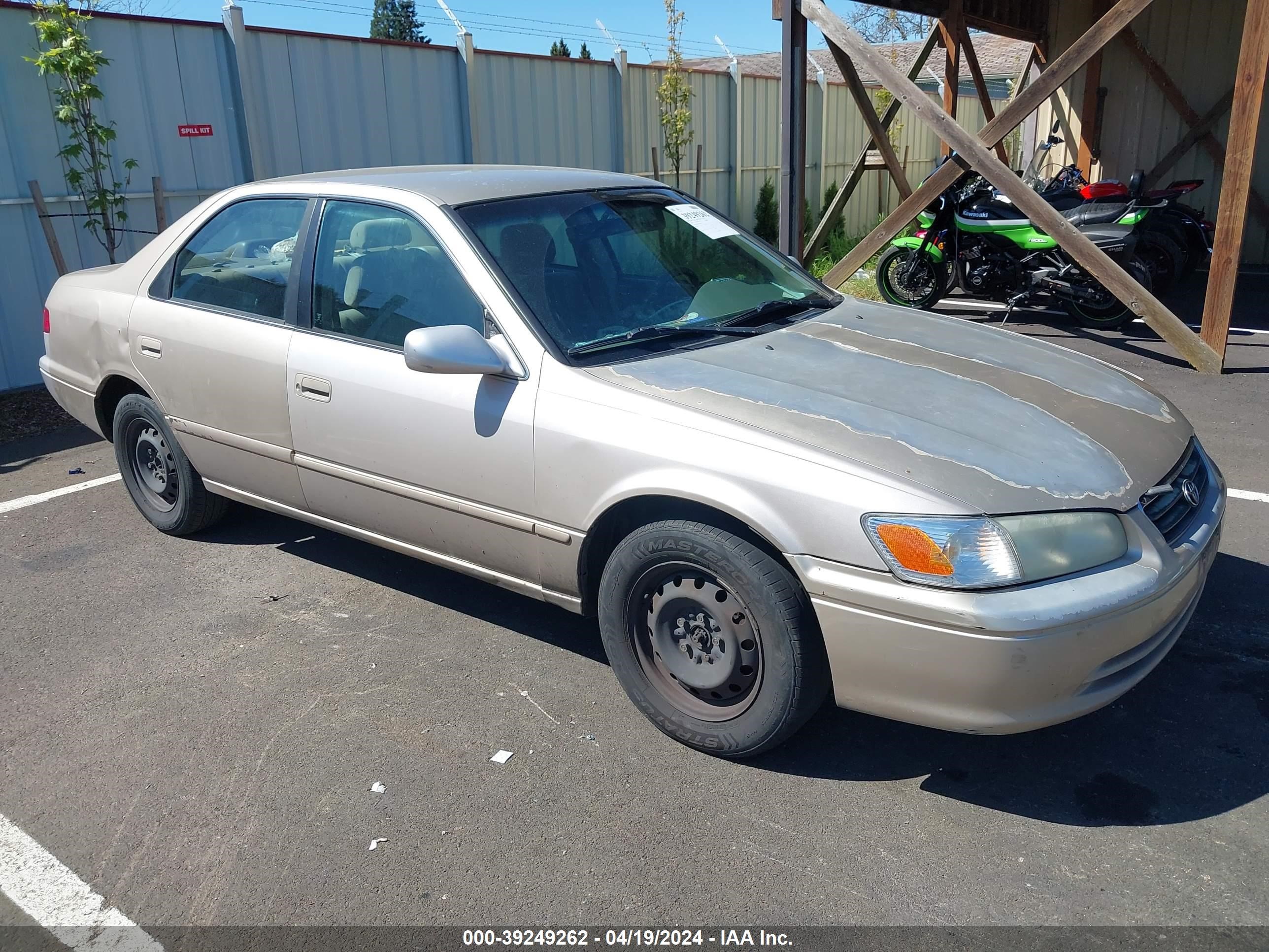 toyota camry 2000 jt2bg22k6y0398009