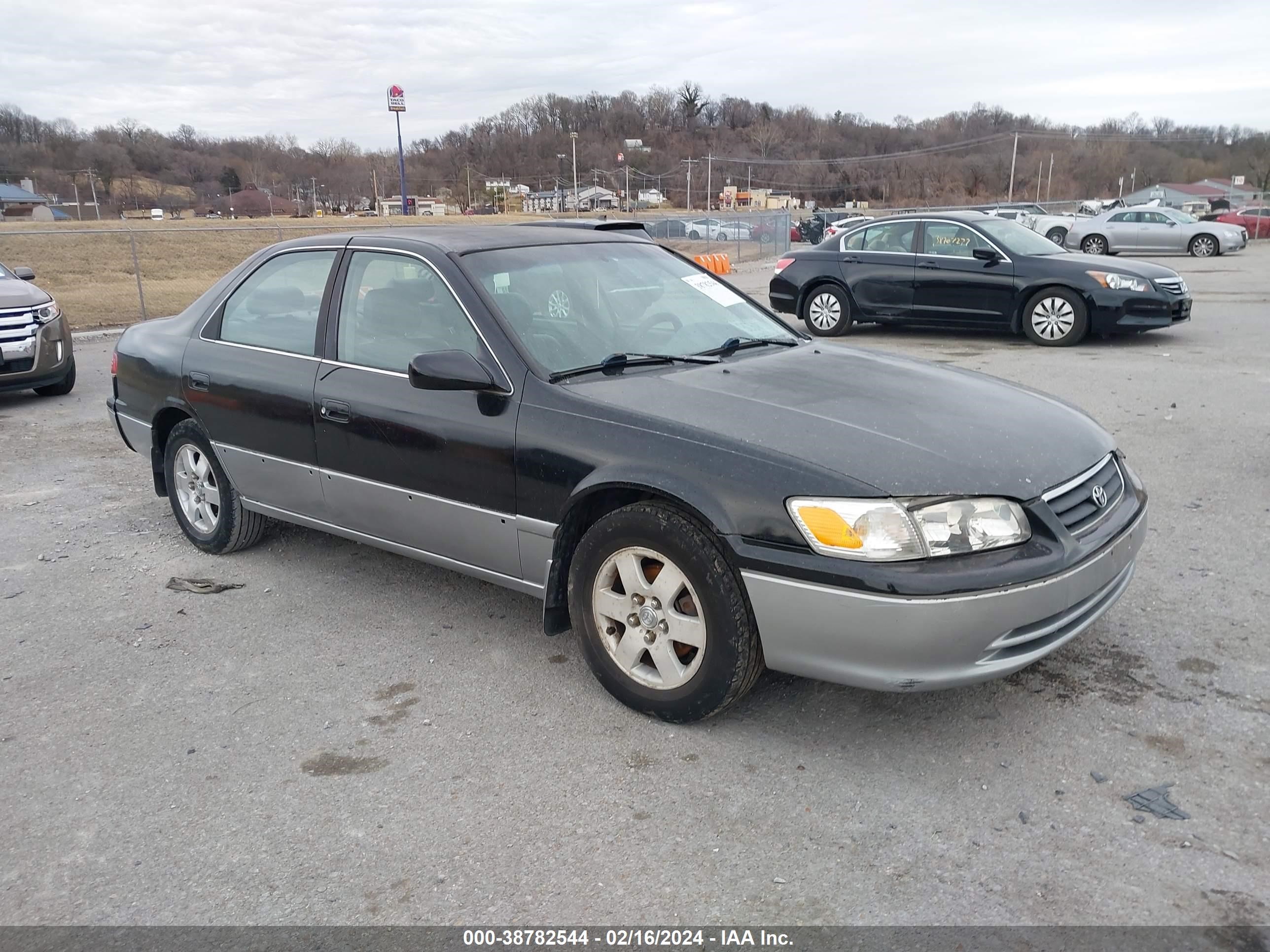 toyota camry 2000 jt2bg22k7y0435830