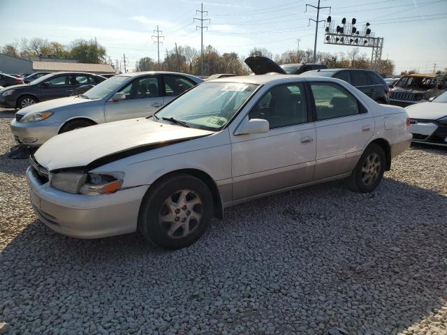 toyota camry 2001 jt2bg22k810543752