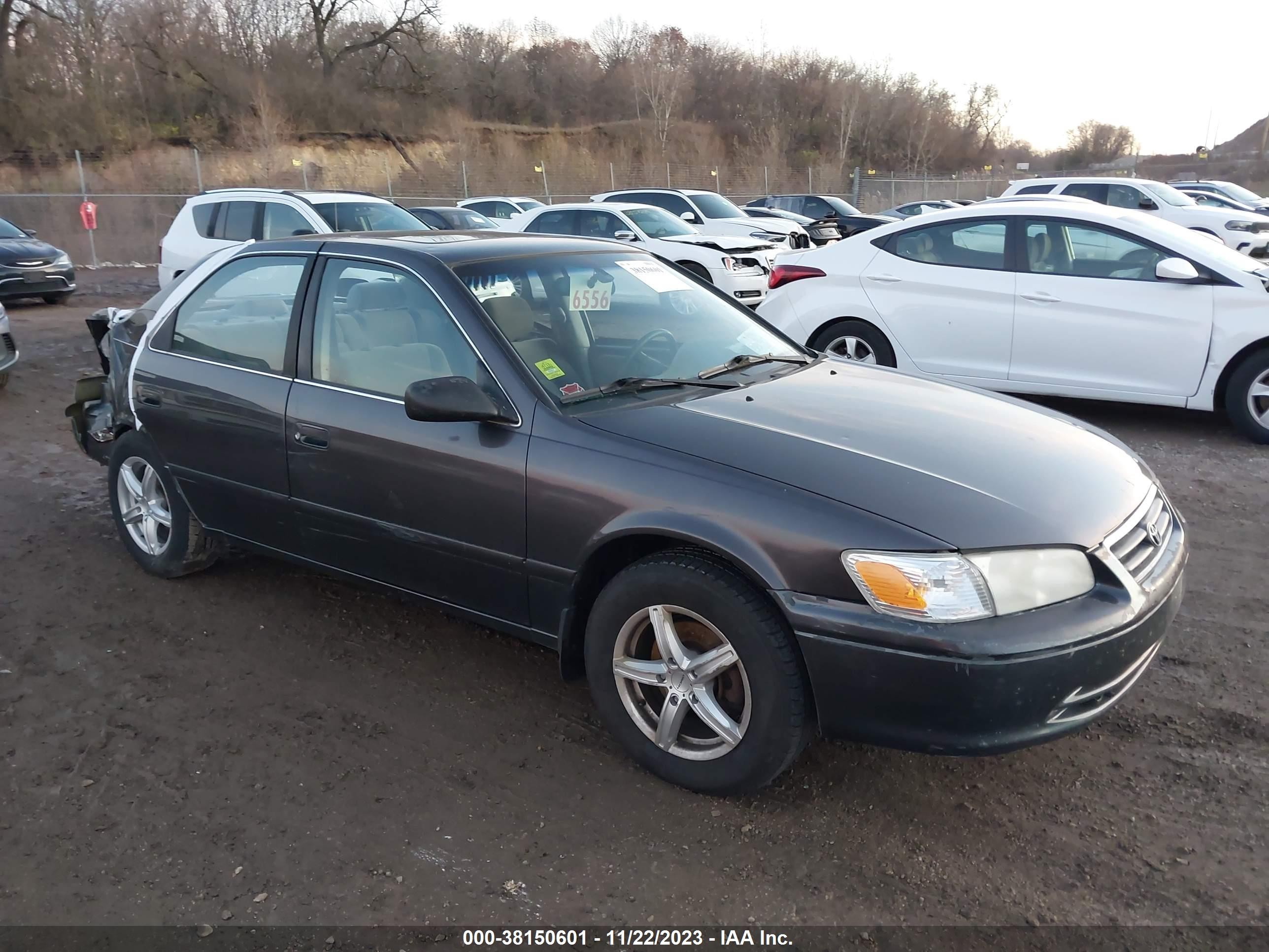 toyota camry 2000 jt2bg22k8y0530154