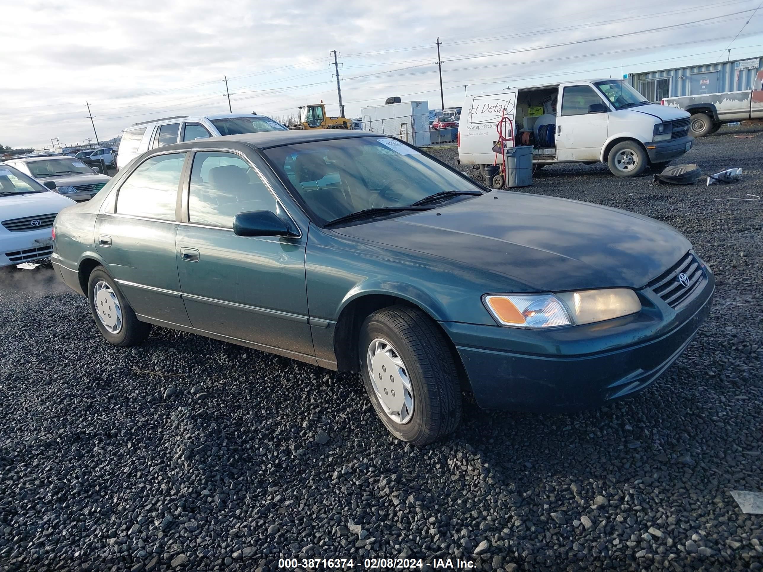 toyota camry 1997 jt2bg22k9v0058140