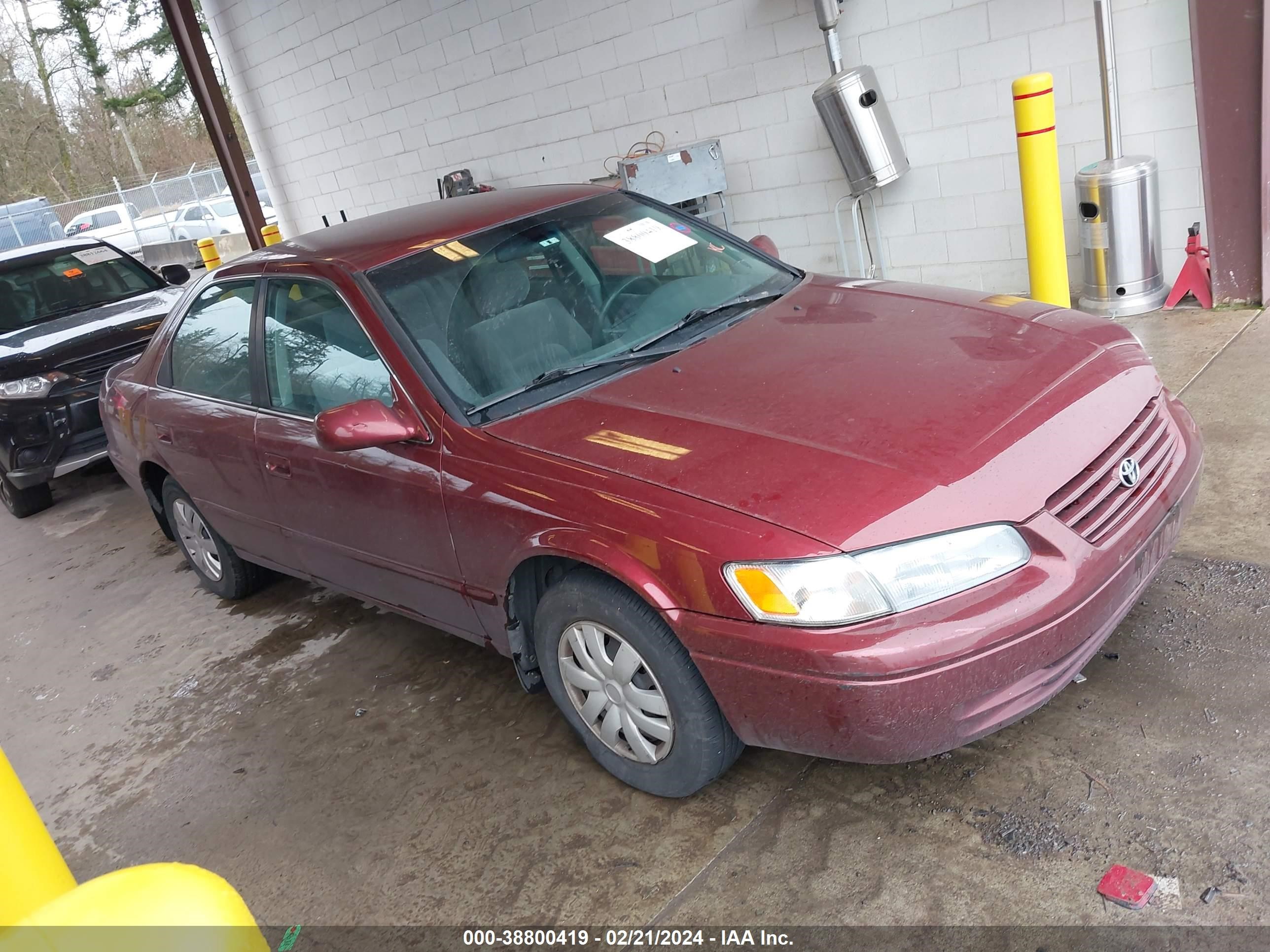 toyota camry 1999 jt2bg22k9x0365603