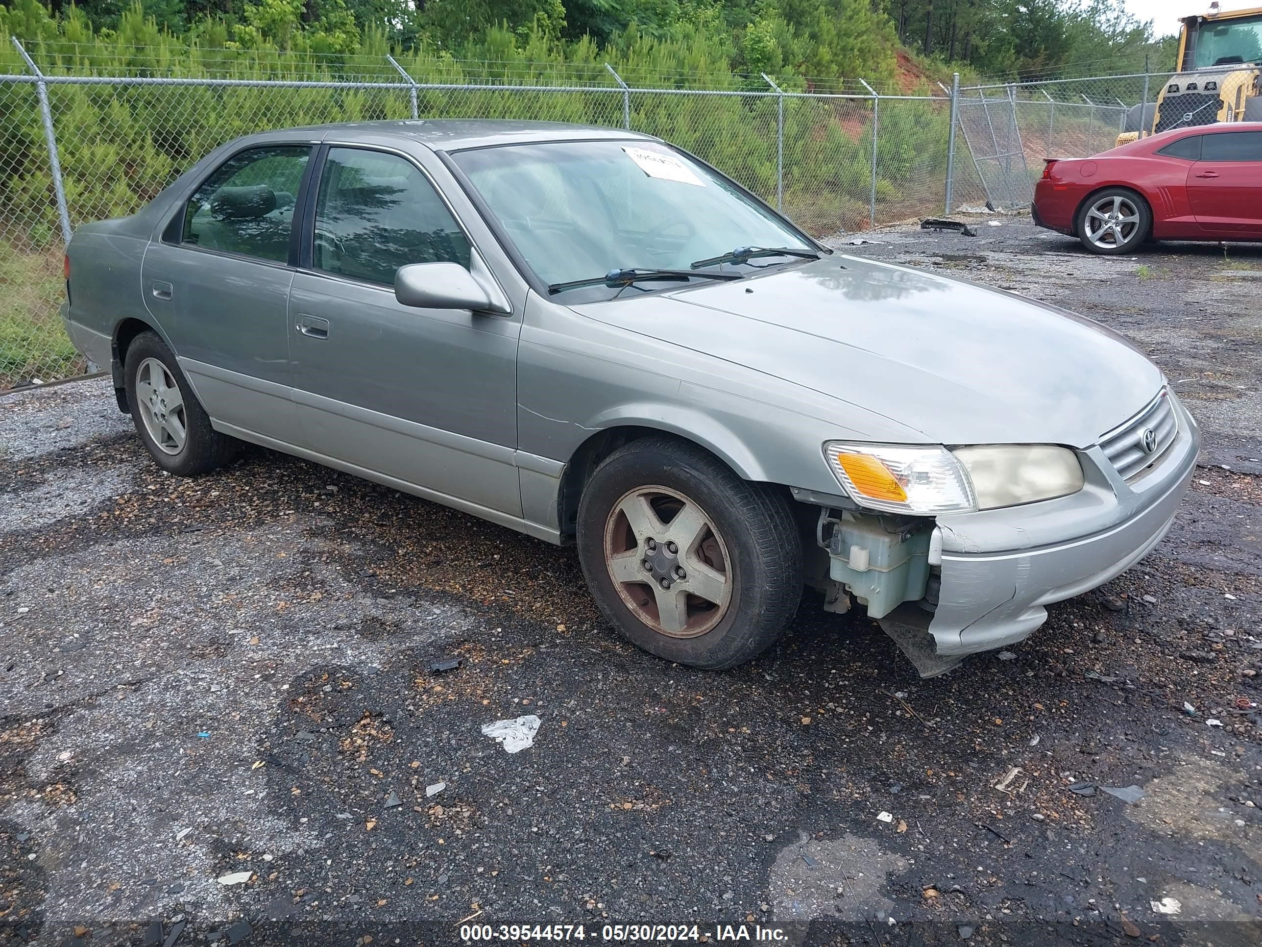 toyota camry 2001 jt2bg22kx10545664