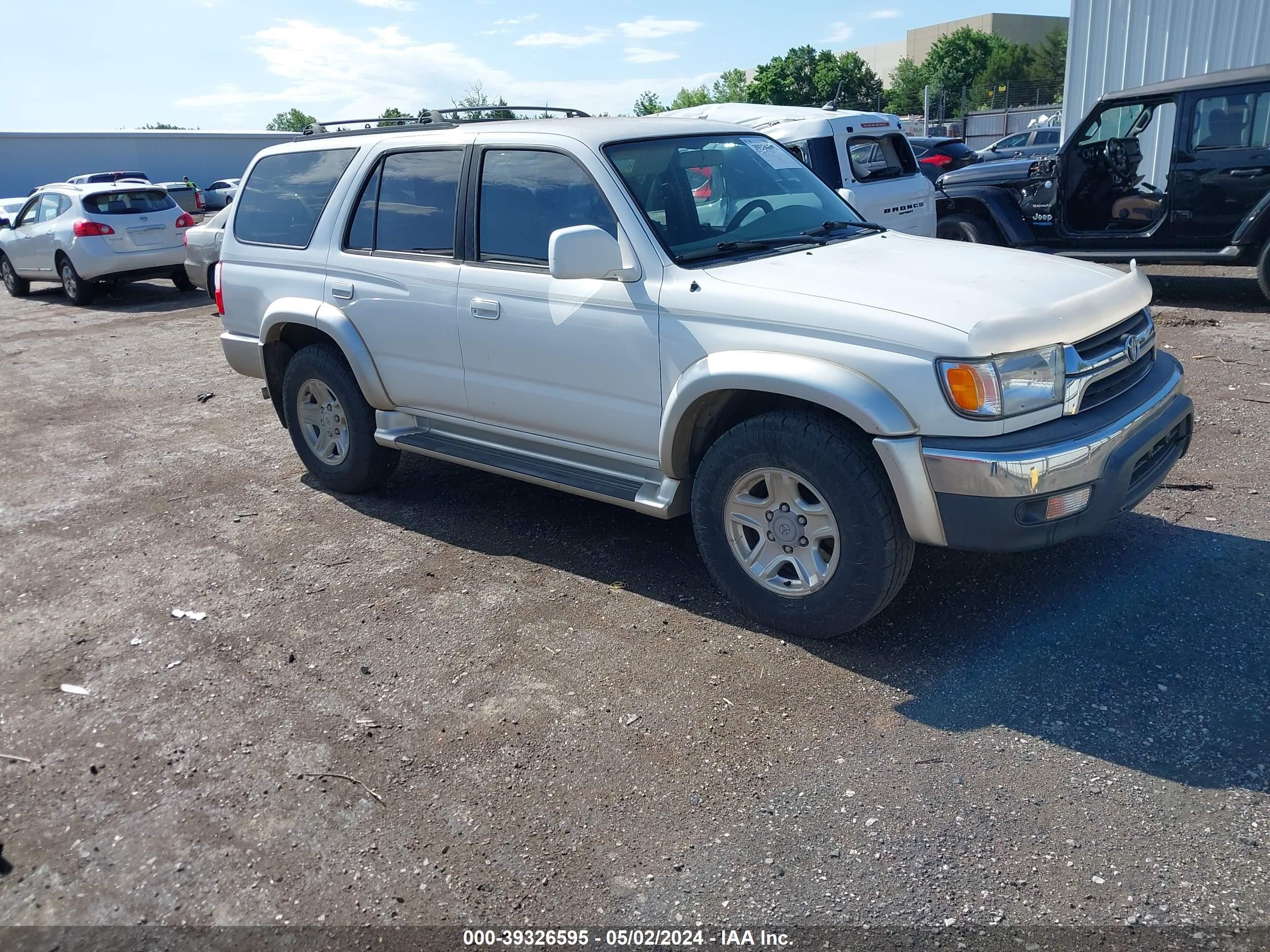 toyota 4runner 2002 jt3gn86r220246690