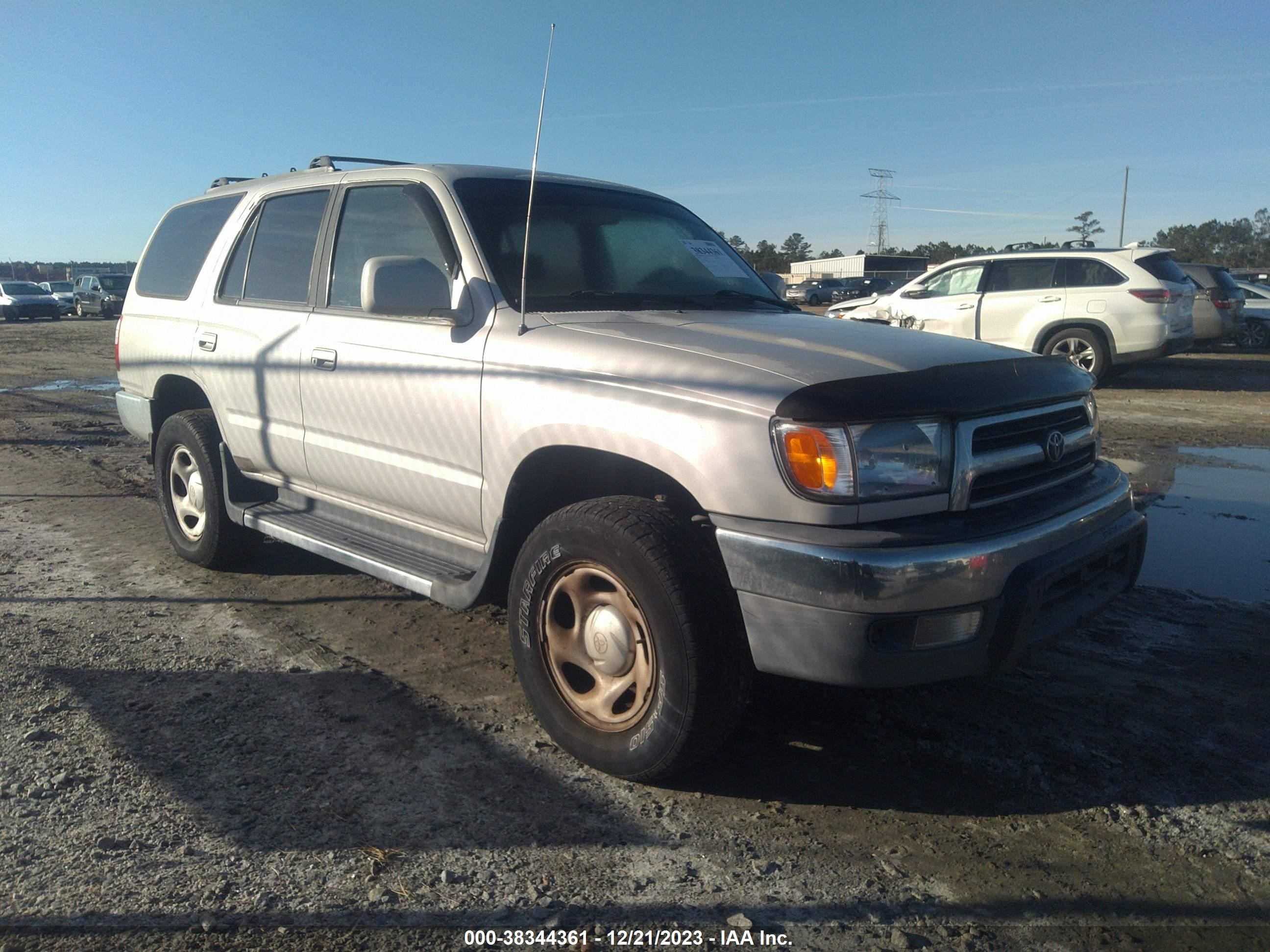 toyota 4runner 2000 jt3gn86r9y0153710