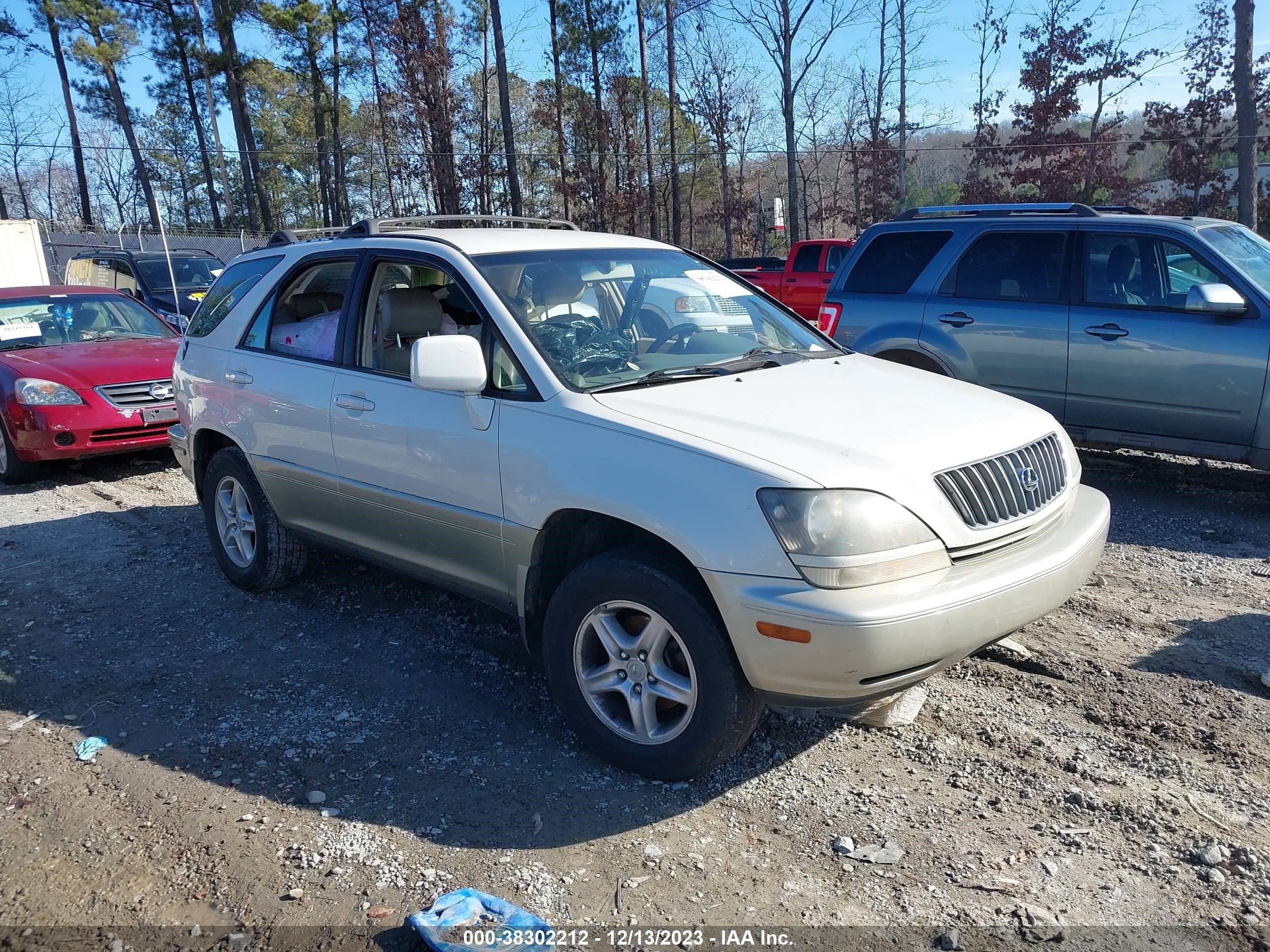 lexus rx 2000 jt6gf10u3y0064347