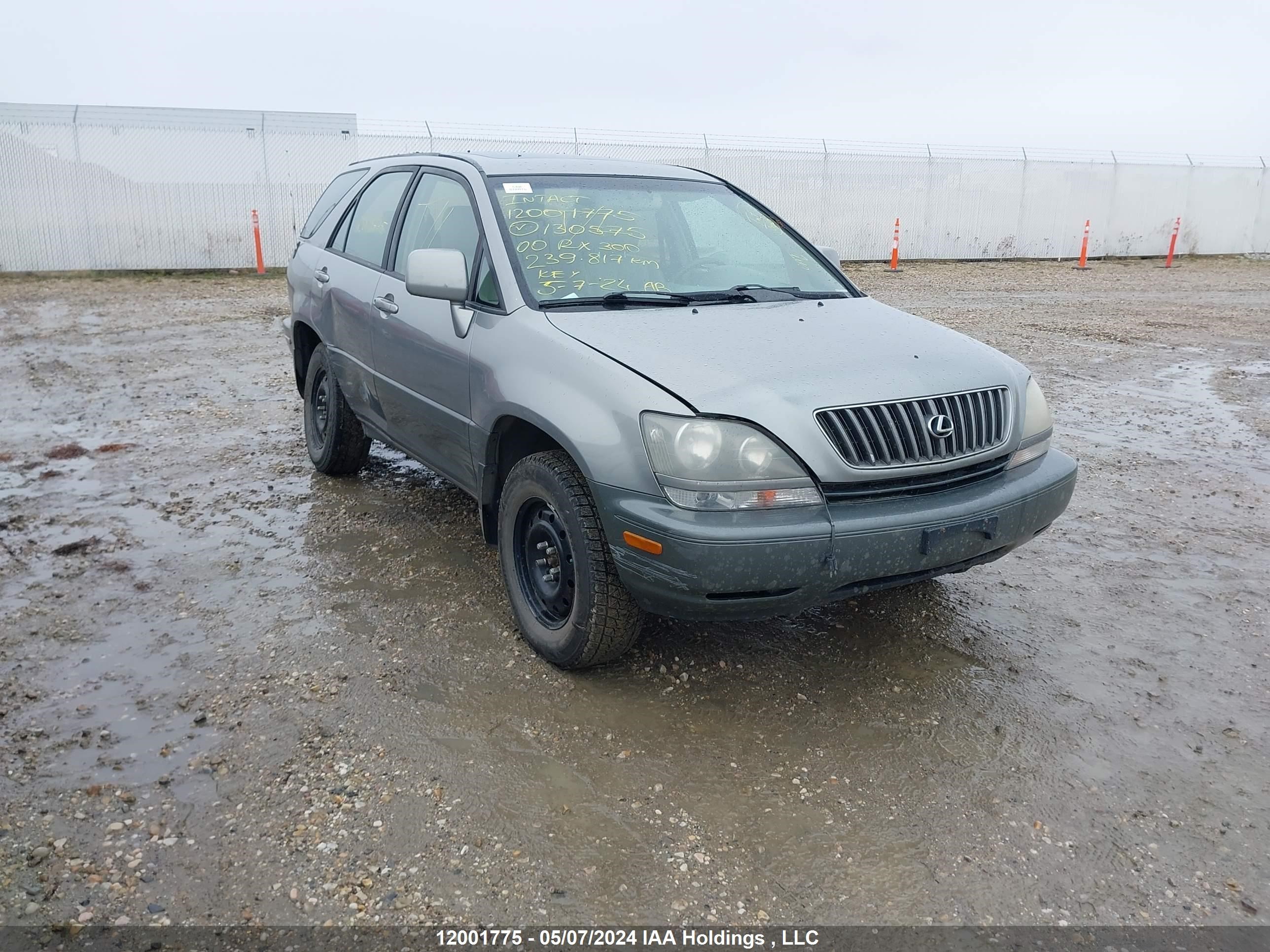 lexus rx 2000 jt6hf10u1y0130575