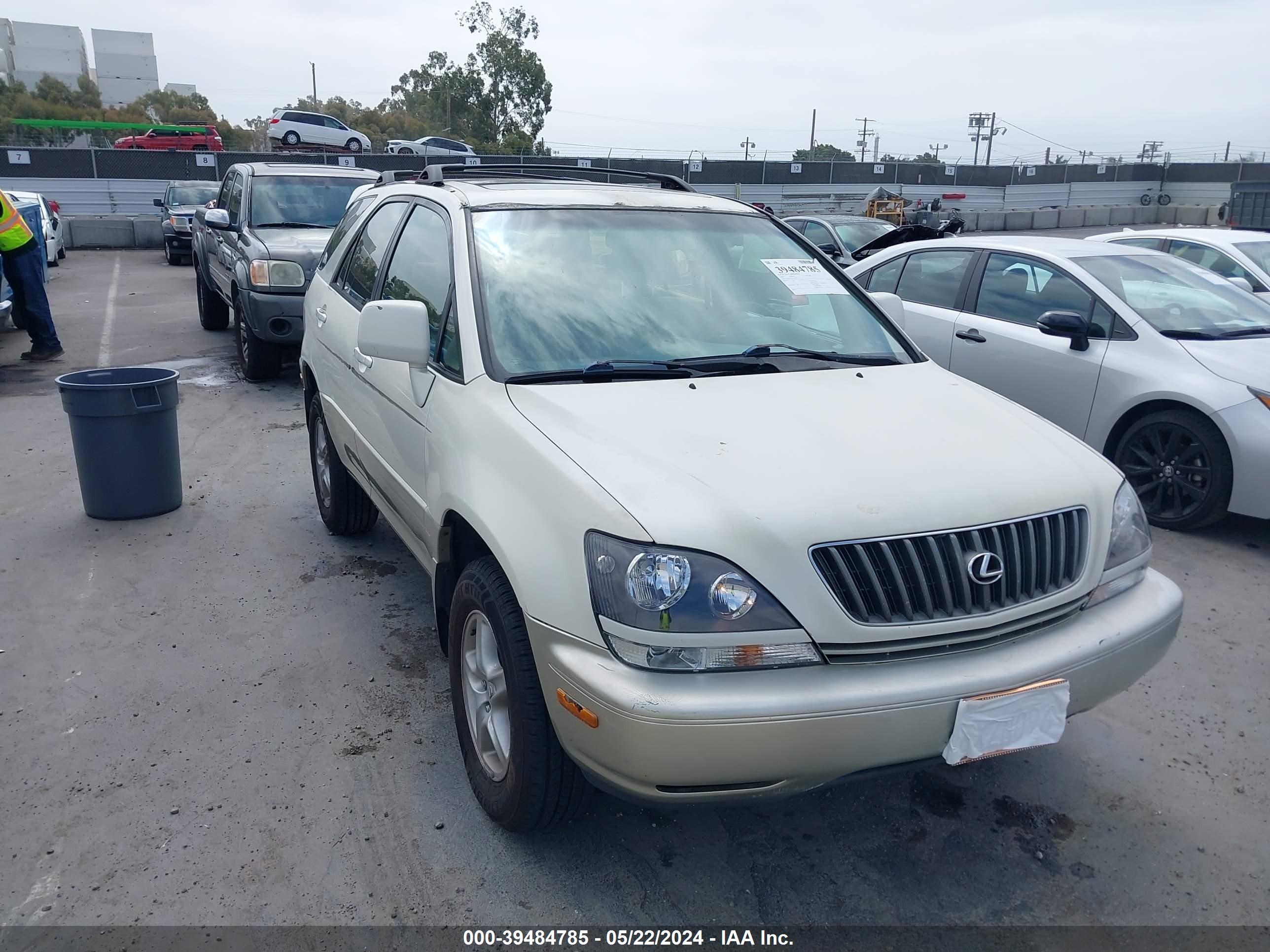 lexus rx 2000 jt6hf10u7y0131603