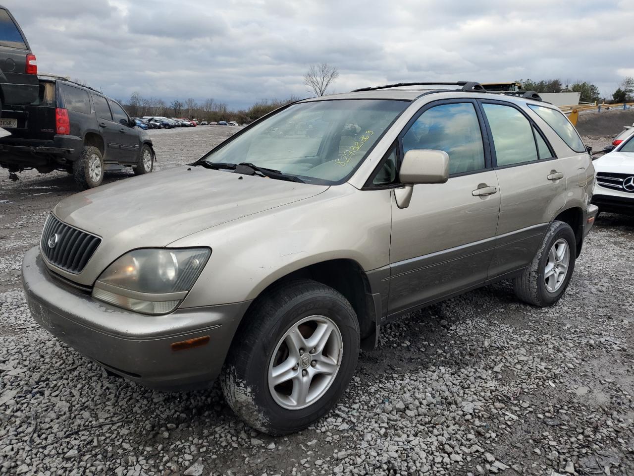 lexus rx 2000 jt6hf10u8y0141539