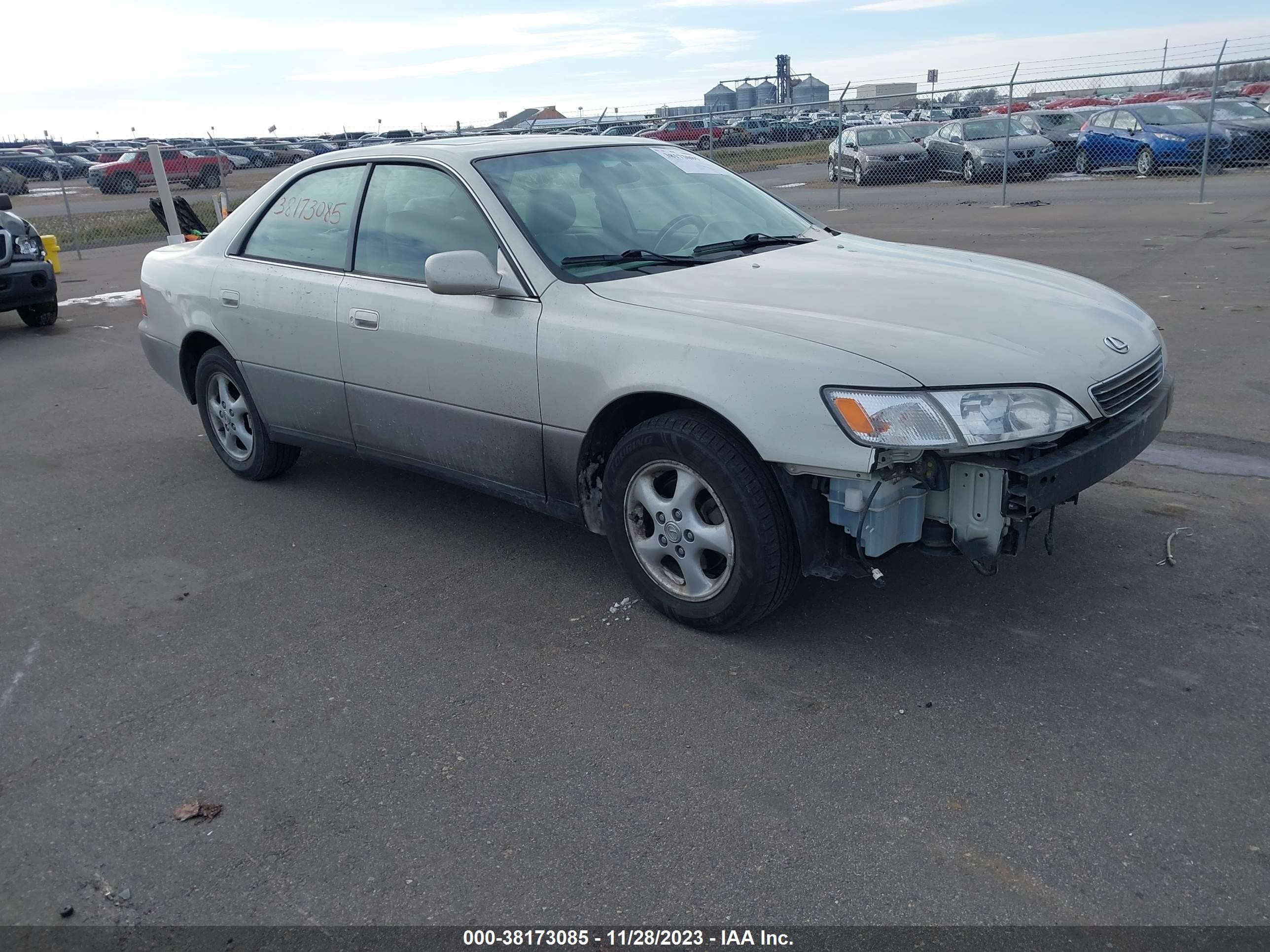 lexus es 1998 jt8bf28g3w0130740