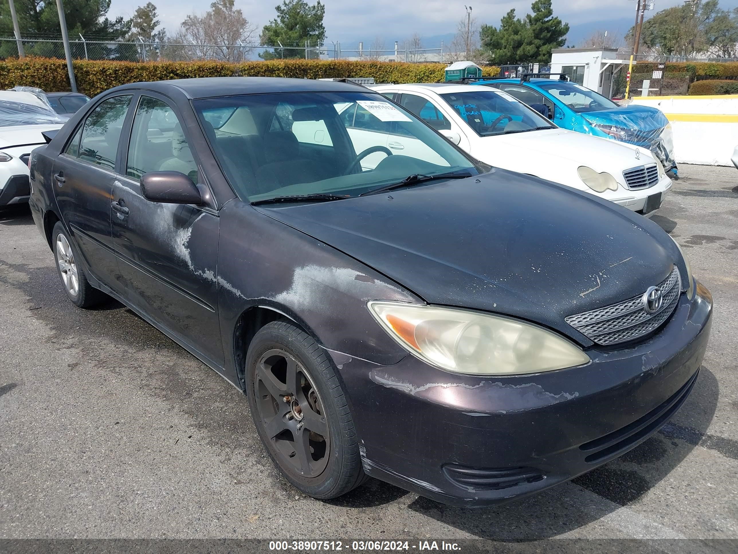 toyota camry 2002 jtdbe32k220007755