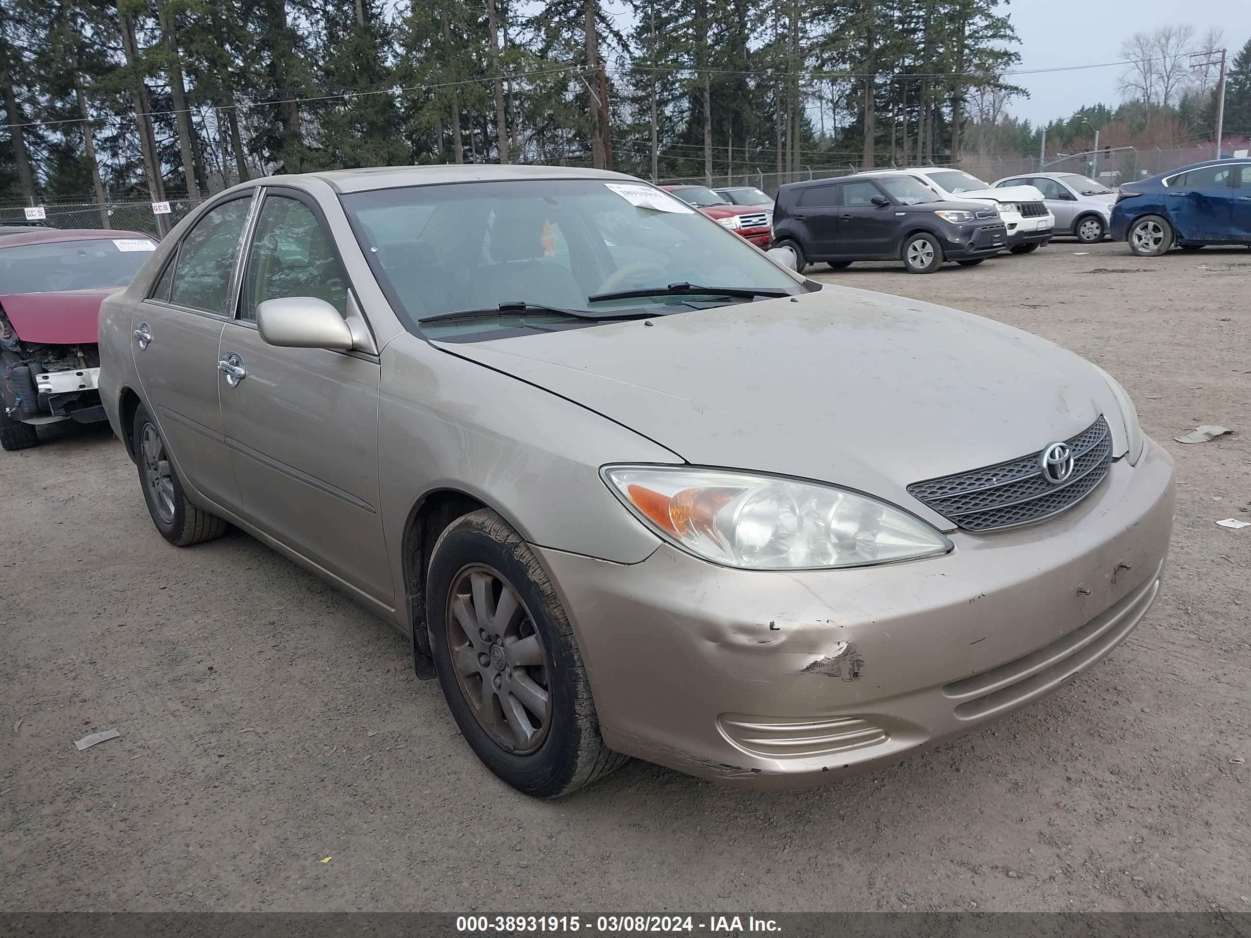 toyota camry 2004 jtdbe32k240261758