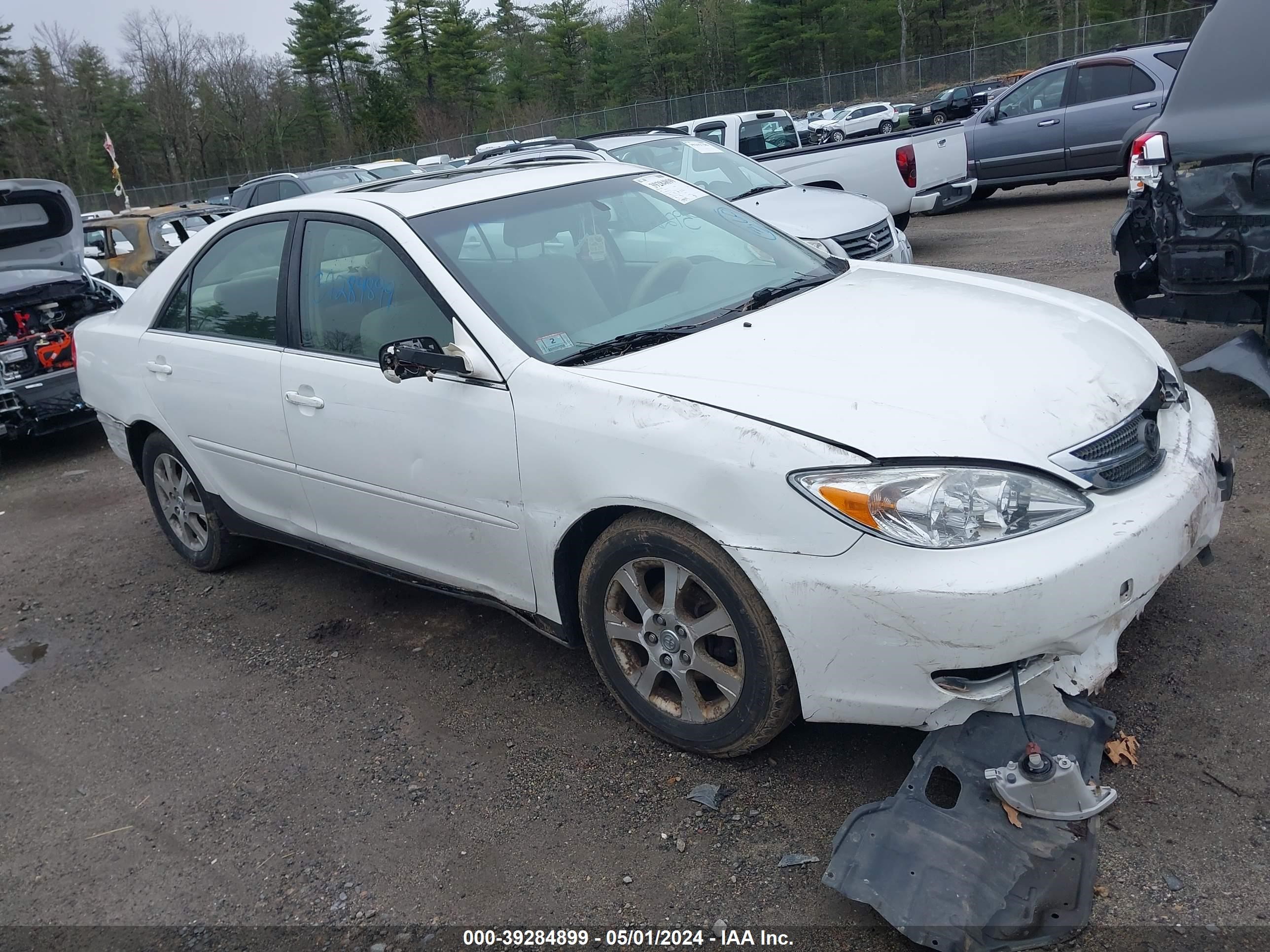 toyota camry 2004 jtdbe32k440271322