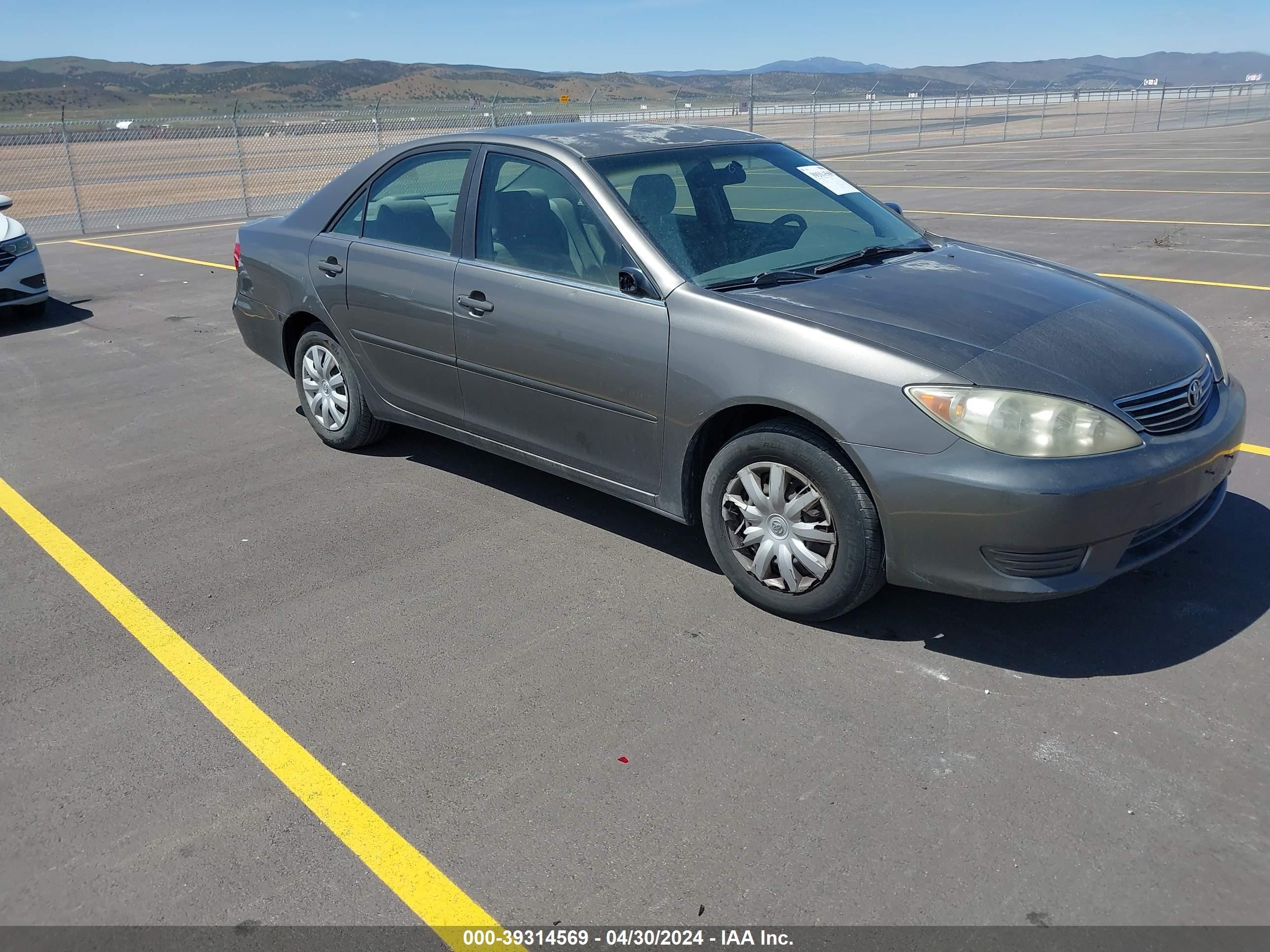 toyota camry 2005 jtdbe32k453034040