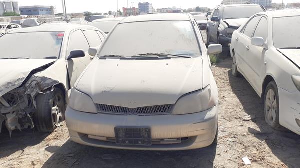 toyota echo 2000 jtdbw1335y0001515