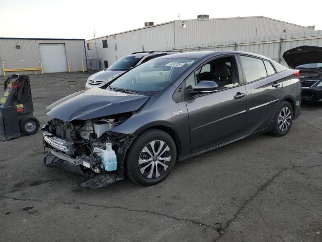 toyota prius prim 2022 jtdkamfpxn3227736