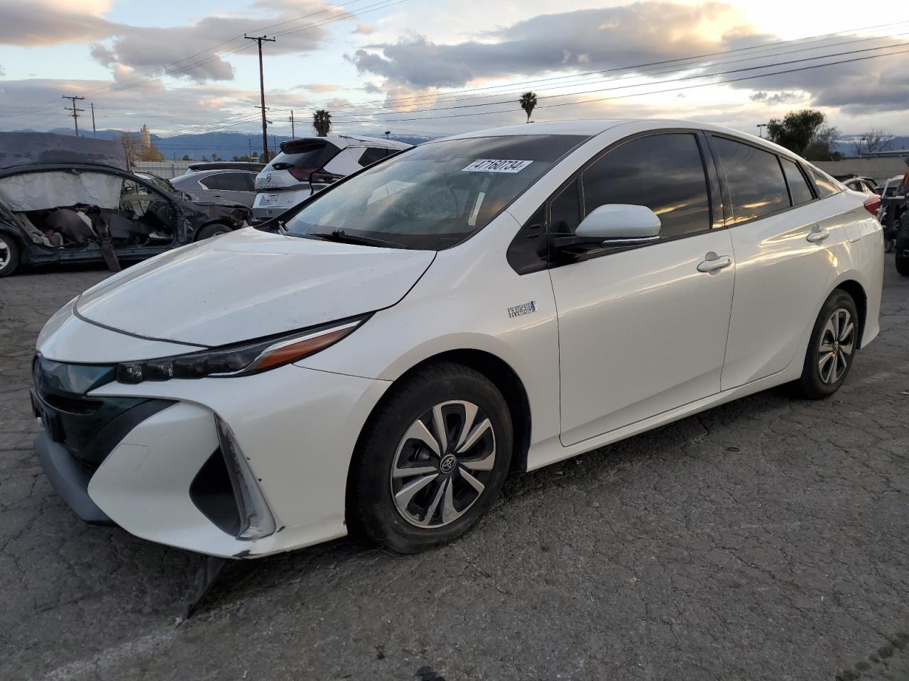 toyota prius 2018 jtdkarfp0j3102431