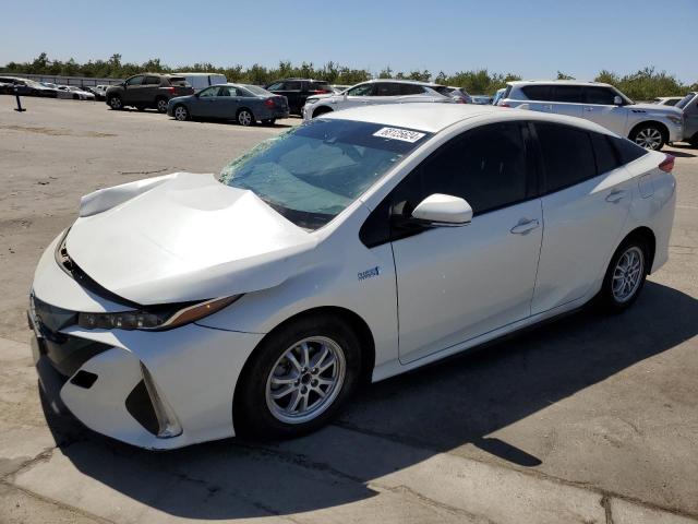 toyota prius prim 2018 jtdkarfp3j3077380