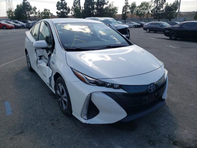 toyota prius prim 2017 jtdkarfp4h3061439