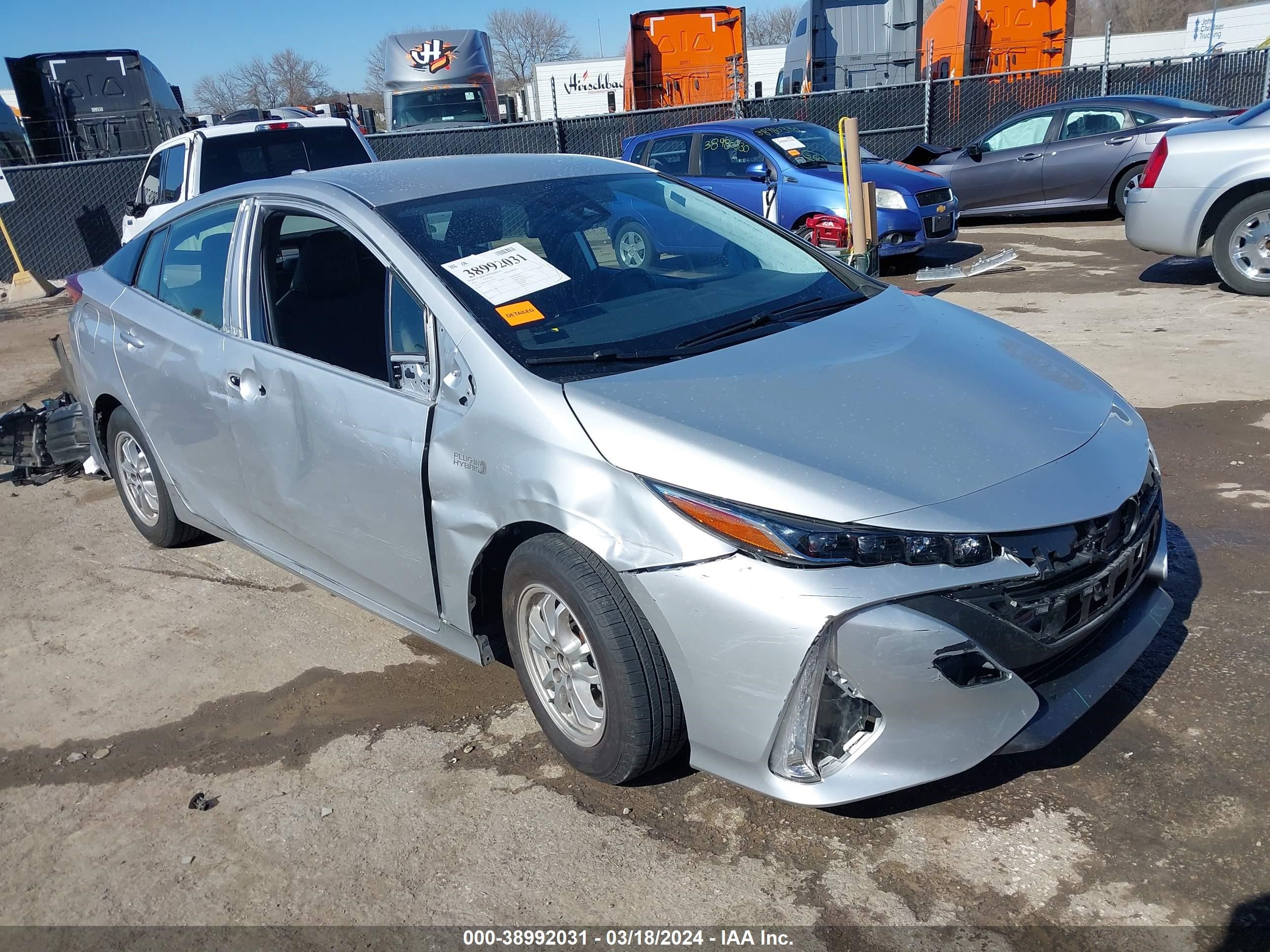 toyota prius 2020 jtdkarfp4l3158553