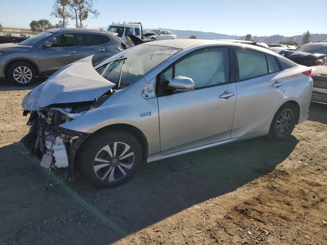 toyota prius prim 2018 jtdkarfp6j3084162