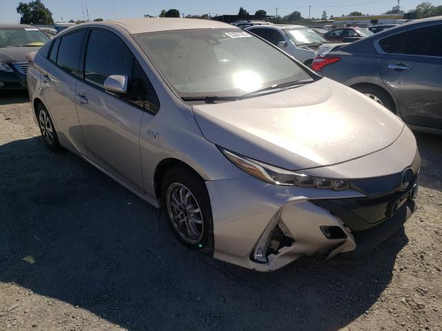 toyota prius prim 2018 jtdkarfp8j3091520