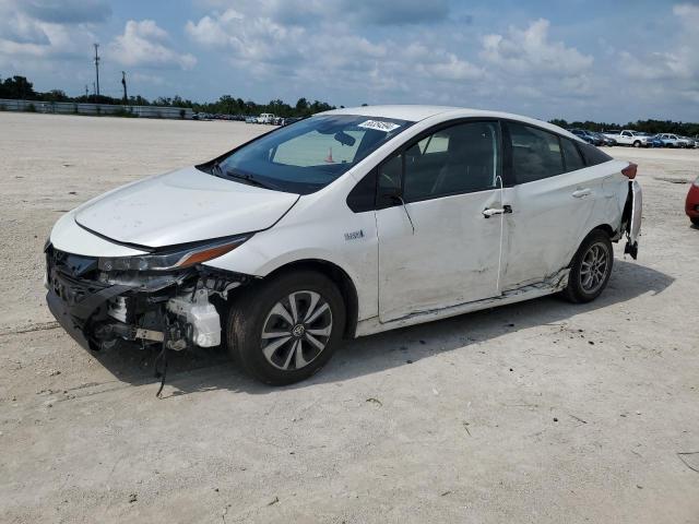 toyota prius prim 2018 jtdkarfp9j3088593