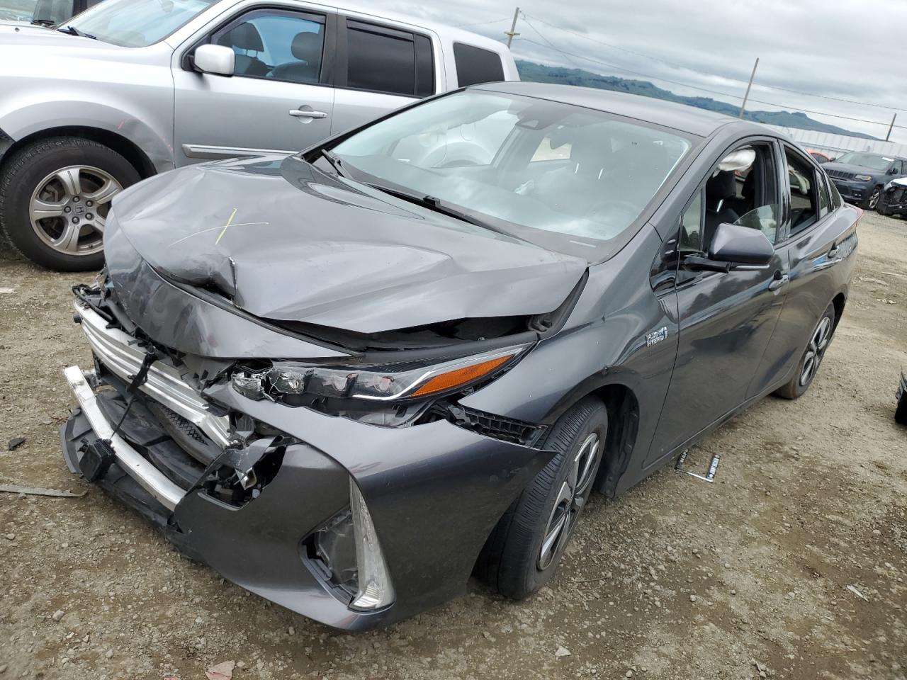 toyota prius 2017 jtdkarfpxh3066077