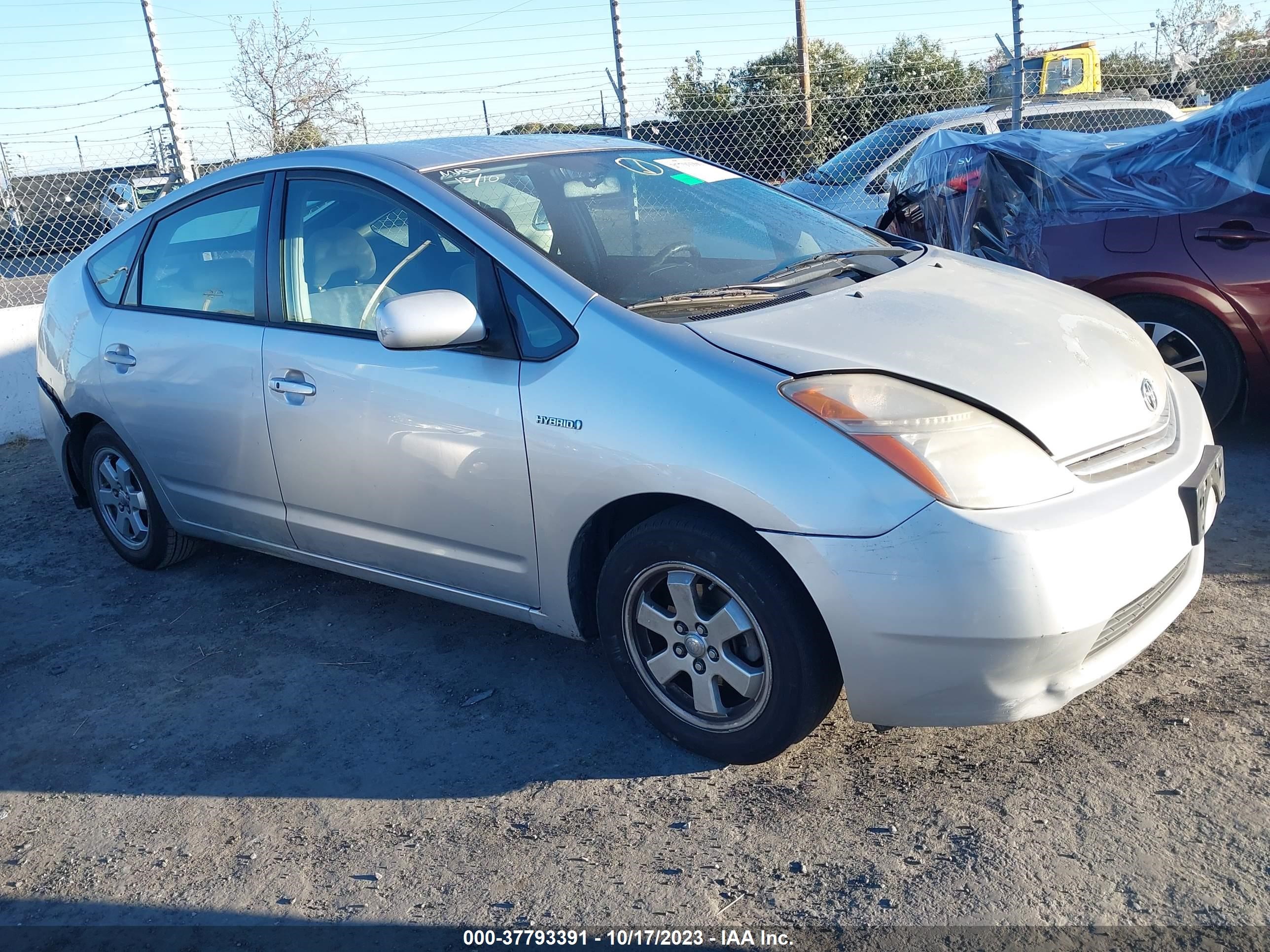 toyota prius 2006 jtdkb20u067077324