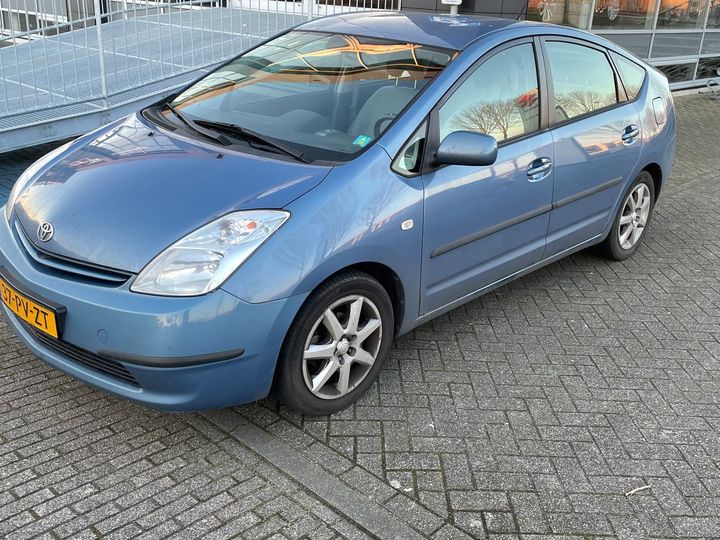 toyota prius 2005 jtdkb20u103011394