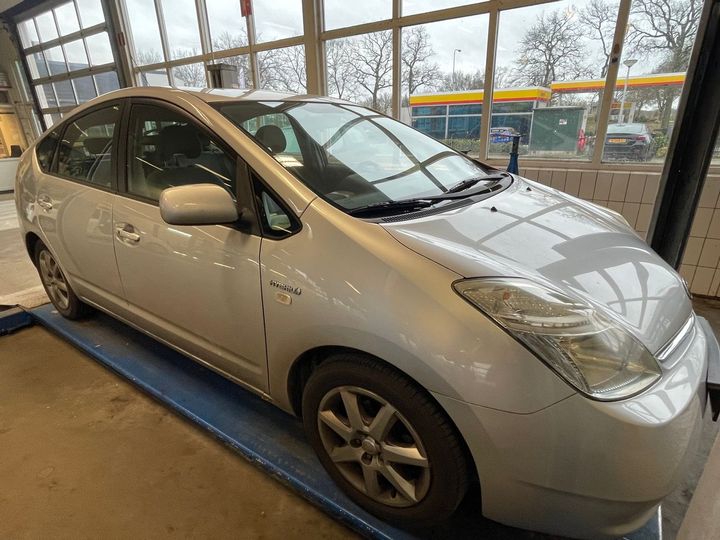 toyota prius 2009 jtdkb20u207868154