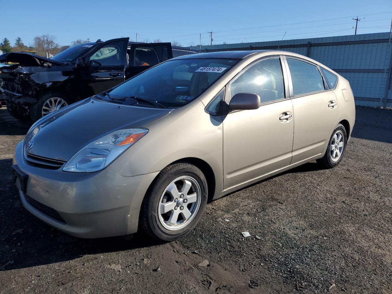 toyota prius 2005 jtdkb20u453044235