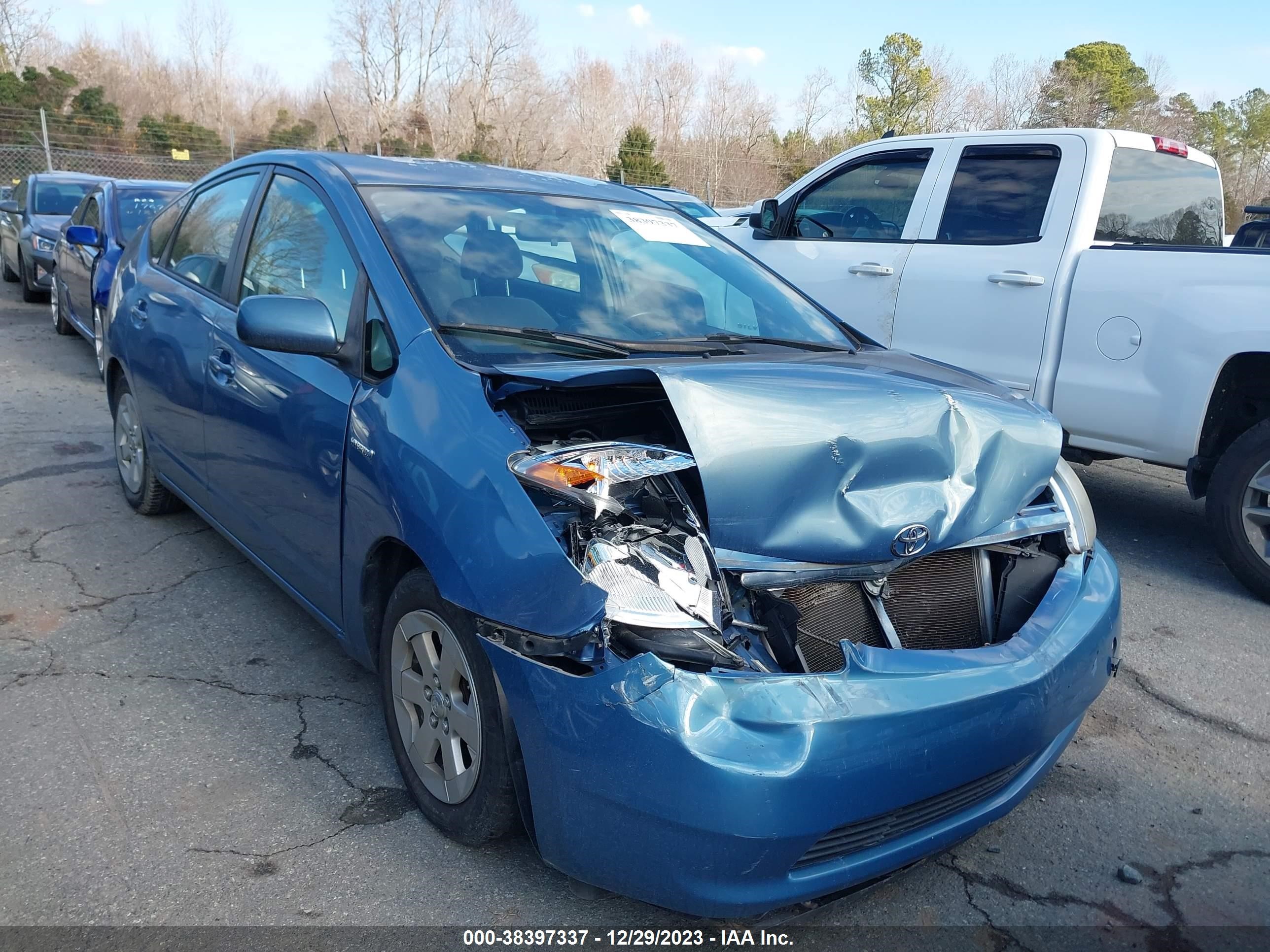 toyota prius 2008 jtdkb20u487768441