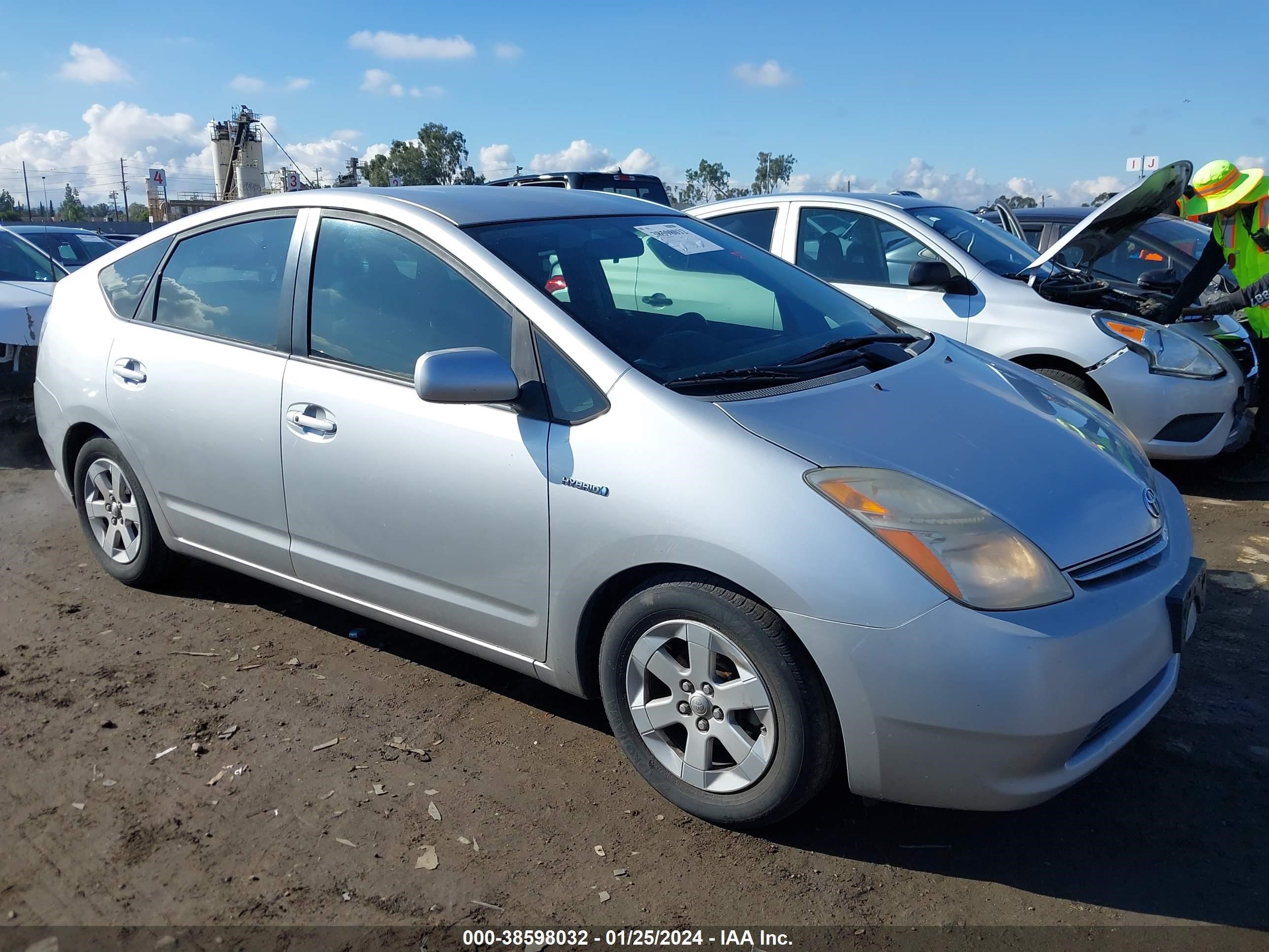 toyota prius 2008 jtdkb20u887756454