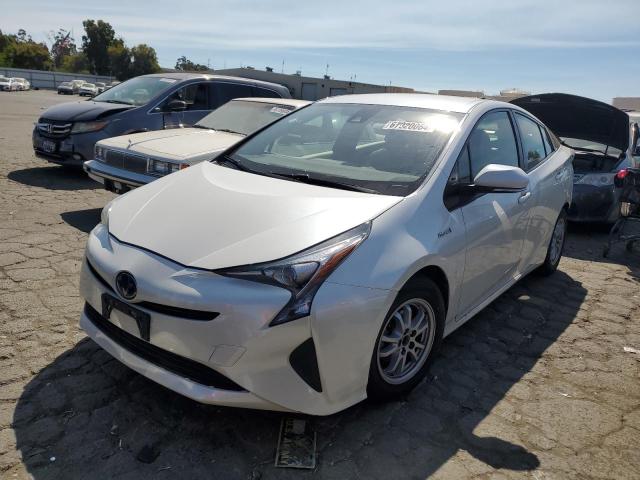 toyota prius 2018 jtdkbrfu0j3072057