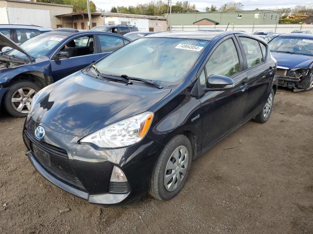 toyota prius c 2014 jtdkdtb30e1069116