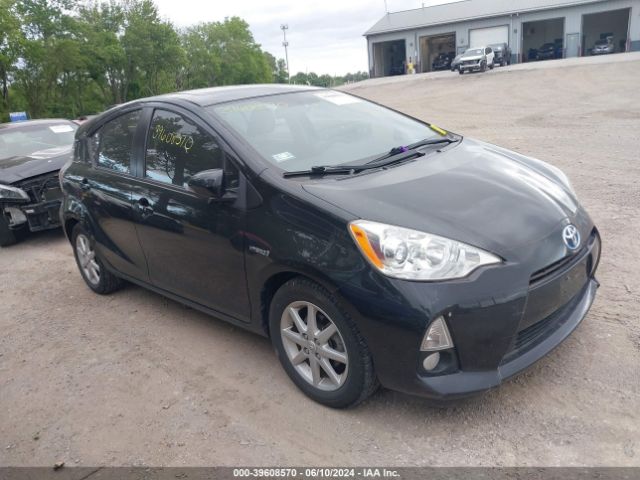 toyota prius c 2014 jtdkdtb31e1063504