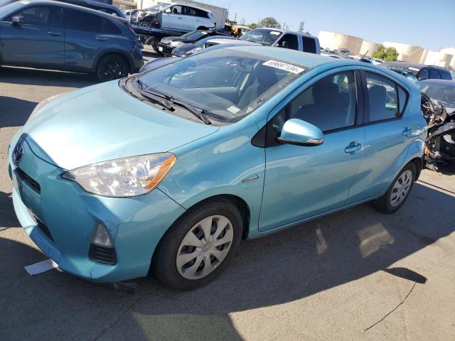 toyota prius c 2014 jtdkdtb31e1065625