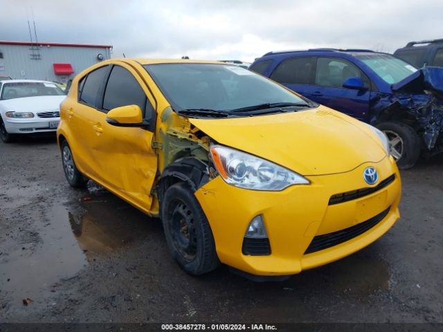 toyota prius c 2014 jtdkdtb31e1086040