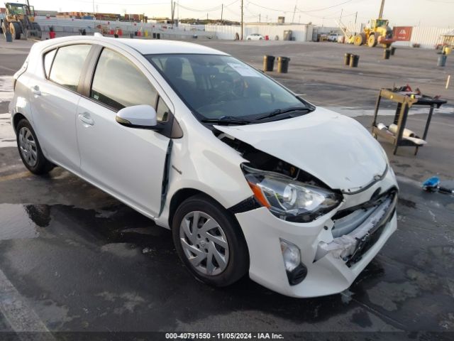 toyota prius c 2015 jtdkdtb31f1087643