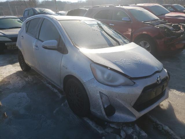 toyota prius c 2015 jtdkdtb31f1576236