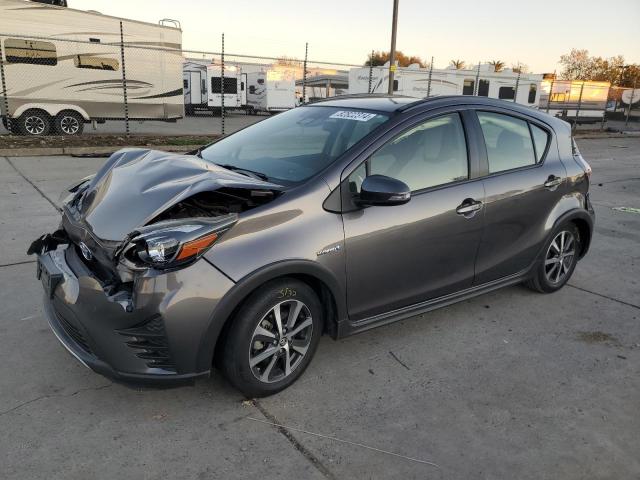 toyota prius c 2018 jtdkdtb31j1620129