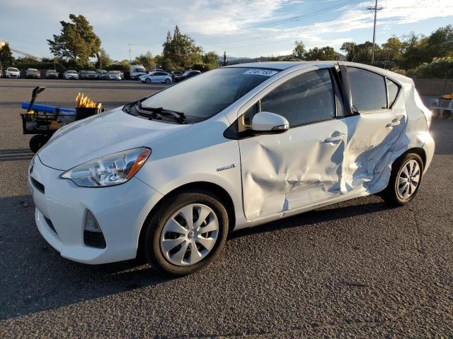 toyota prius c 2013 jtdkdtb32d1541377